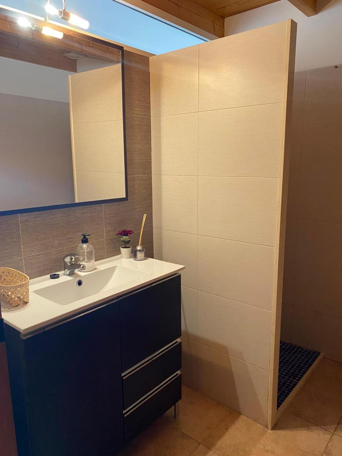 Hostal Espai Mediterrani La Pobla de Vallbona Bagian luar foto